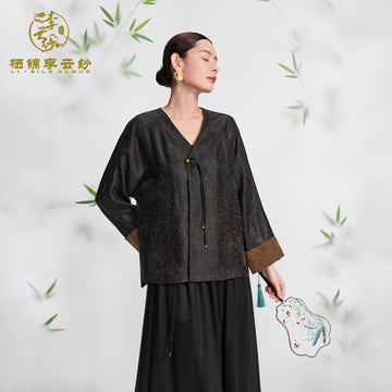 Xiangyunsha contrasting color top · Hand-knotted rope knot· Pearl button Guangdong Black Pearl Gambiered Guangdong Gauze xiangyunsha