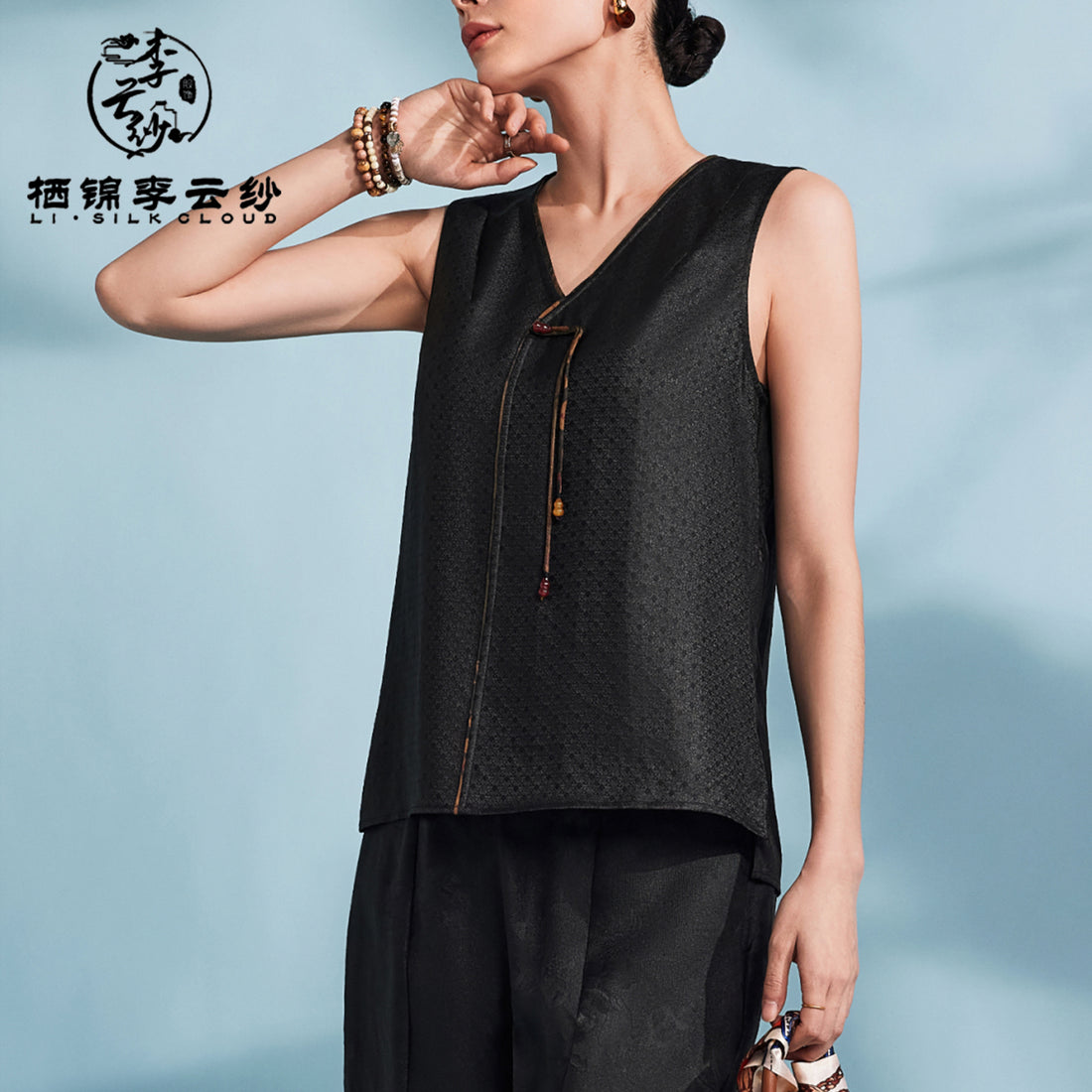 V-Neck Vest Top - 100% Mulberry Silk, Chinese Style, Elegant Sleevel Guangdong Black Pearl Gambiered Guangdong Gauze xiangyunsha