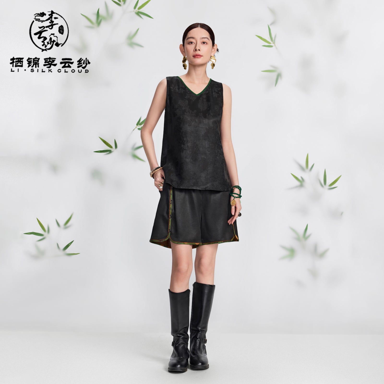 Silk Vest - V-Neck Design, 100% Mulberry Silk, Oriental Sleeveless  Guangdong Black Pearl Gambiered Guangdong Gauze xiangyunsha
