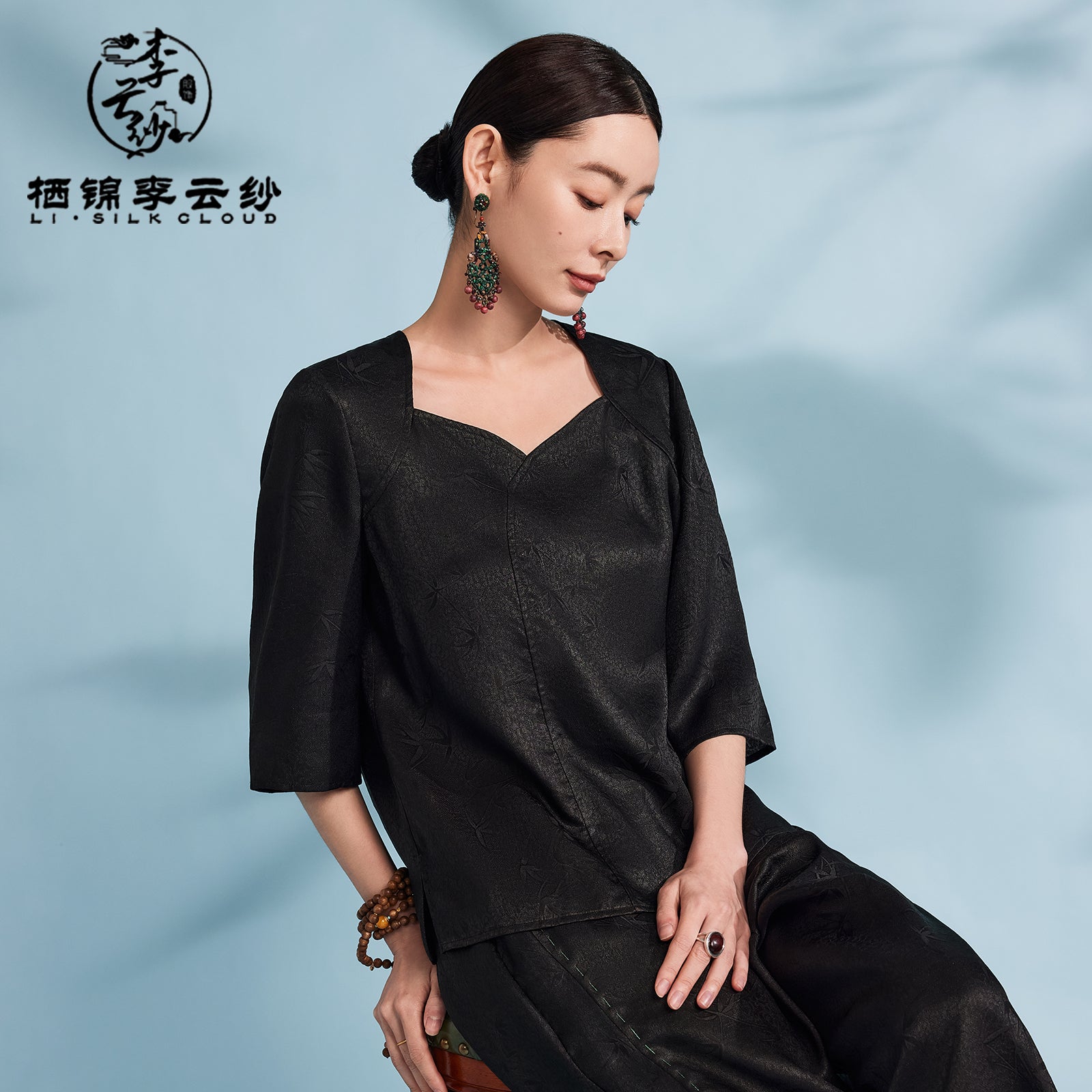 Top - Lustrous Shiny Fabric, Ultra-Soft Skin-Friendly, Traditional Guangdong Black Pearl Gambiered Guangdong Gauze xiangyunsha