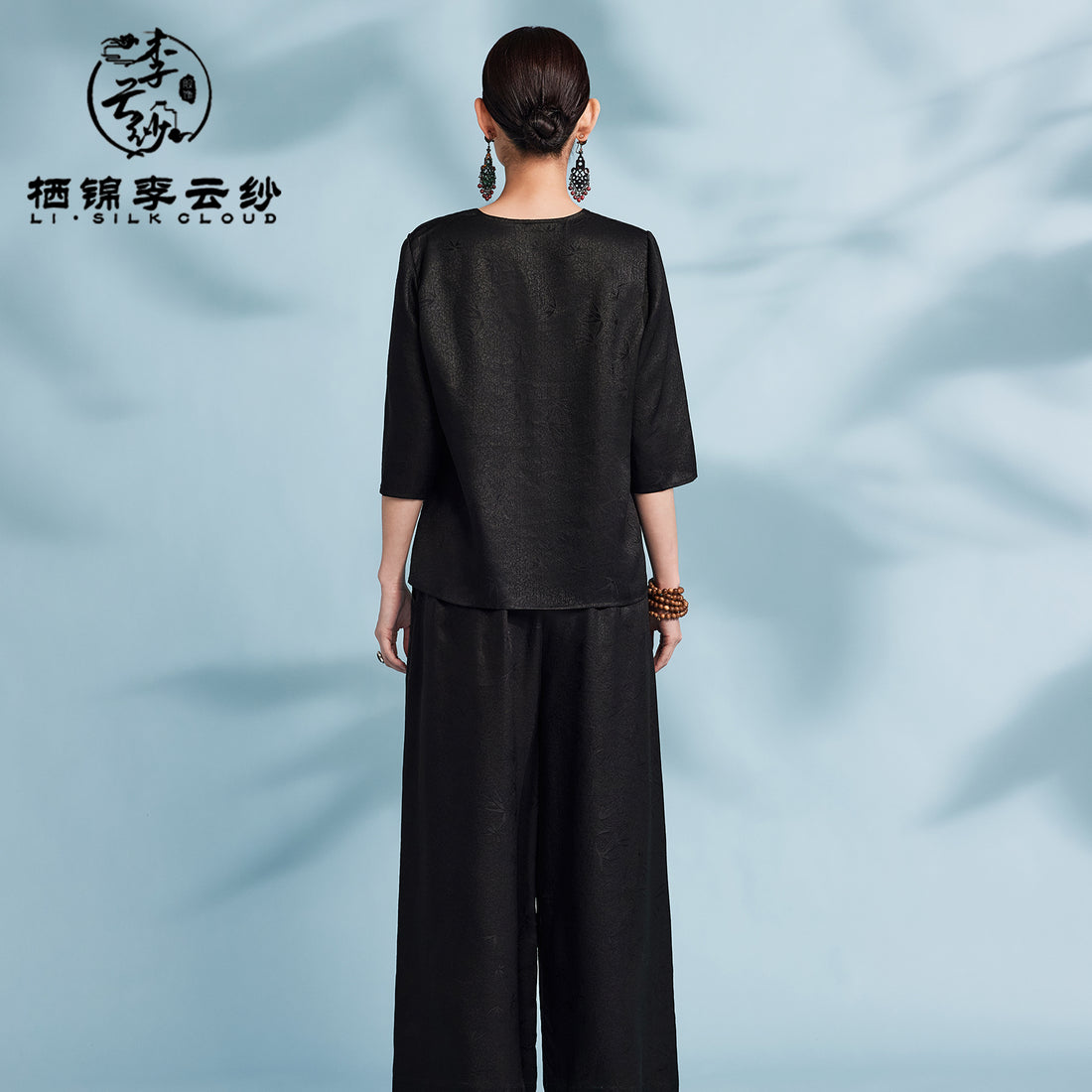Top - Lustrous Shiny Fabric, Ultra-Soft Skin-Friendly, Traditional Guangdong Black Pearl Gambiered Guangdong Gauze xiangyunsha