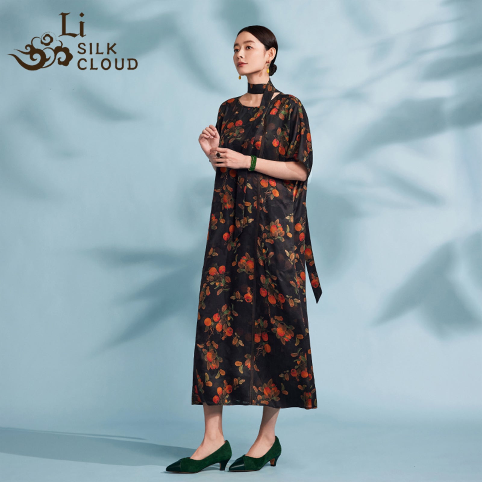 Dress - 100% Mulberry Silk, Elegant Ribbon Detail,Traditional Orient Guangdong Black Pearl Gambiered Guangdong Gauze xiangyunsha