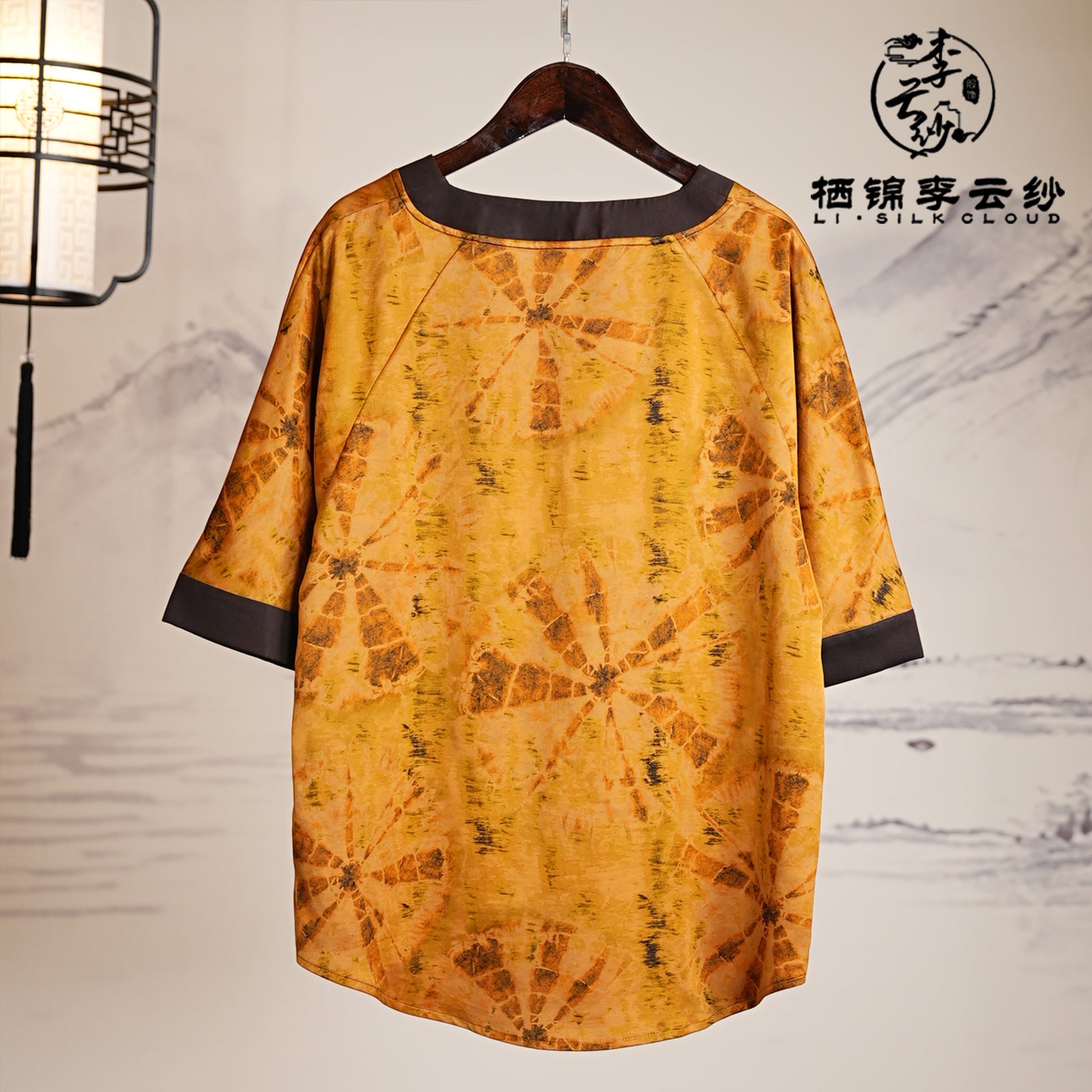 Xiangyunsha TOP .reserved elegance · Matte silk feel Guangdong Black Pearl Gambiered Guangdong Gauze xiangyunsha