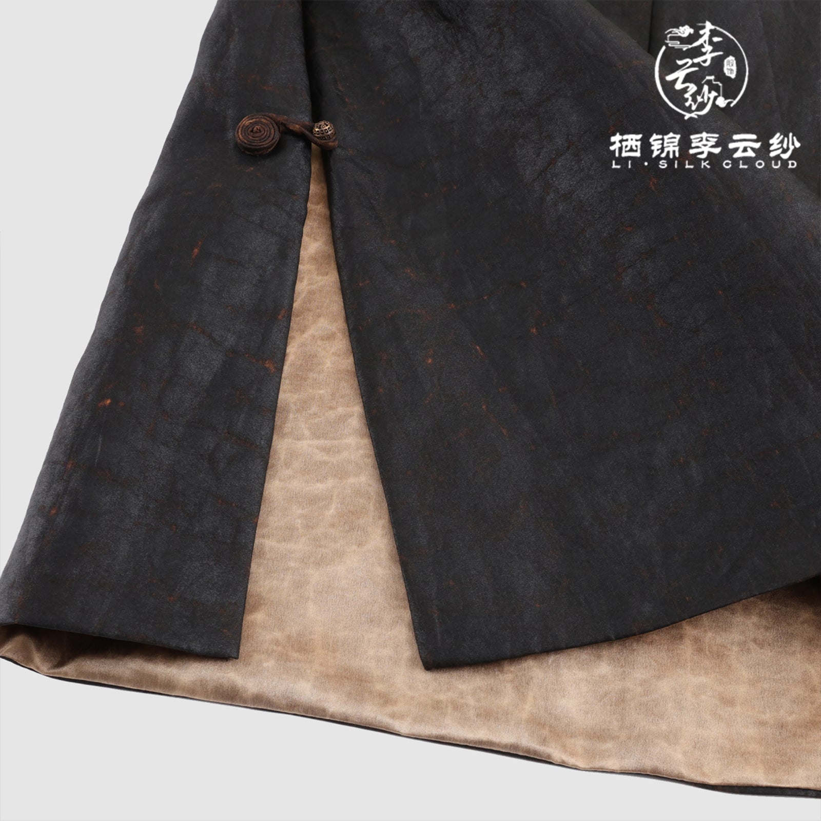 Retro Xiangyunsha Top · lce-Cool Texture, Skin-Friendly  Guangdong Black Pearl Gambiered  Guangdong Gauze xiangyunsha