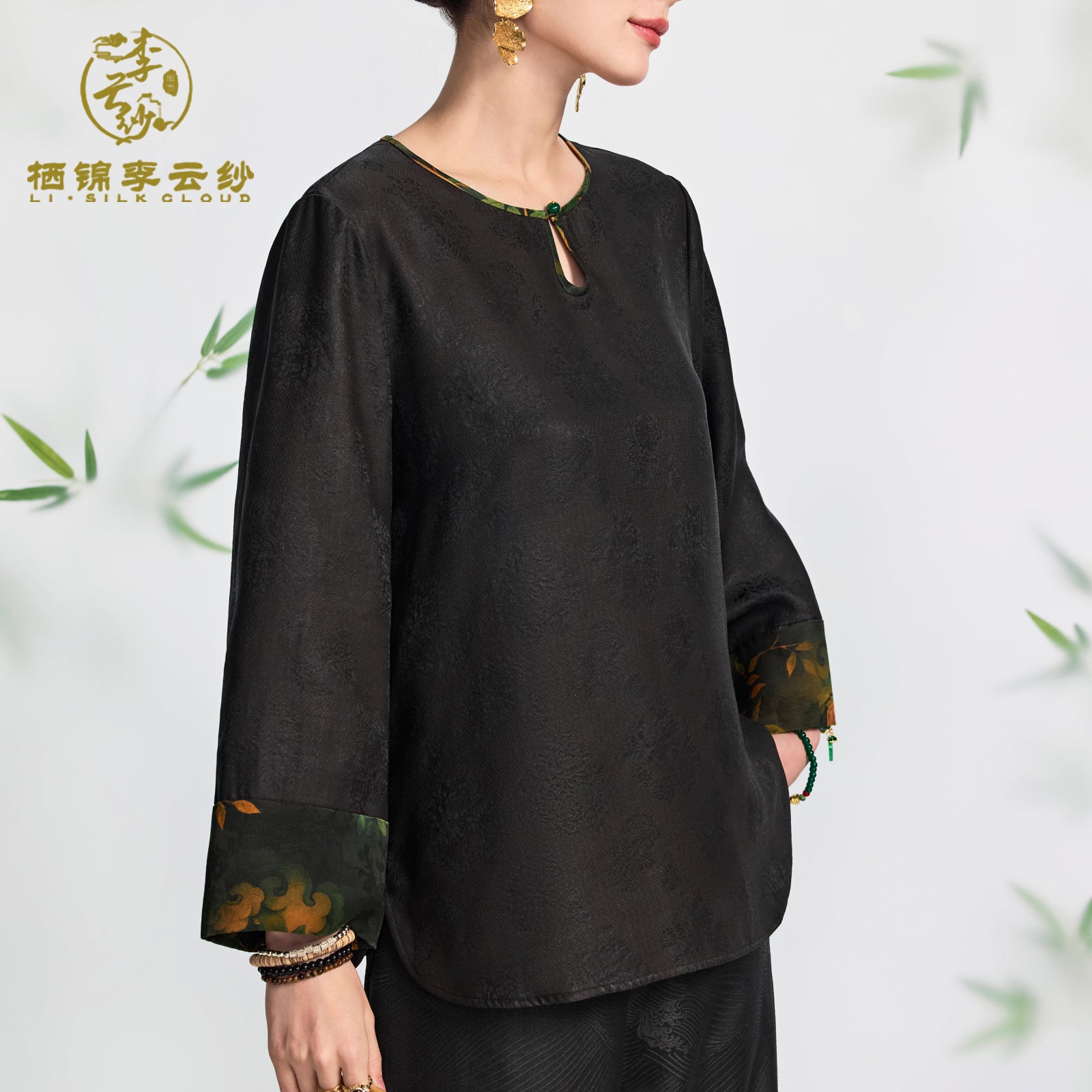 Quiet Luxury Top Gradient color pattern on the cuff CloudFeeling Skin Friendly Fabric  Guangdong Black Pearl Gambiered Guangdong Gauze xiangyunsha