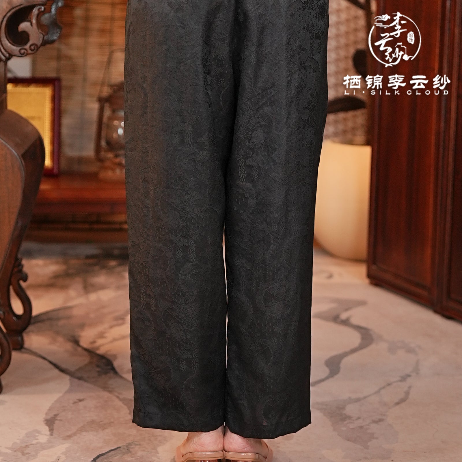 New Chinese-style Xiangyunsha pants | Breathable silk fabric | Slimming cut | Suitable for the hot climate of South east Asia   Guangdong Black Pearl Gambiered Guangdong Gauze xiangyunsha