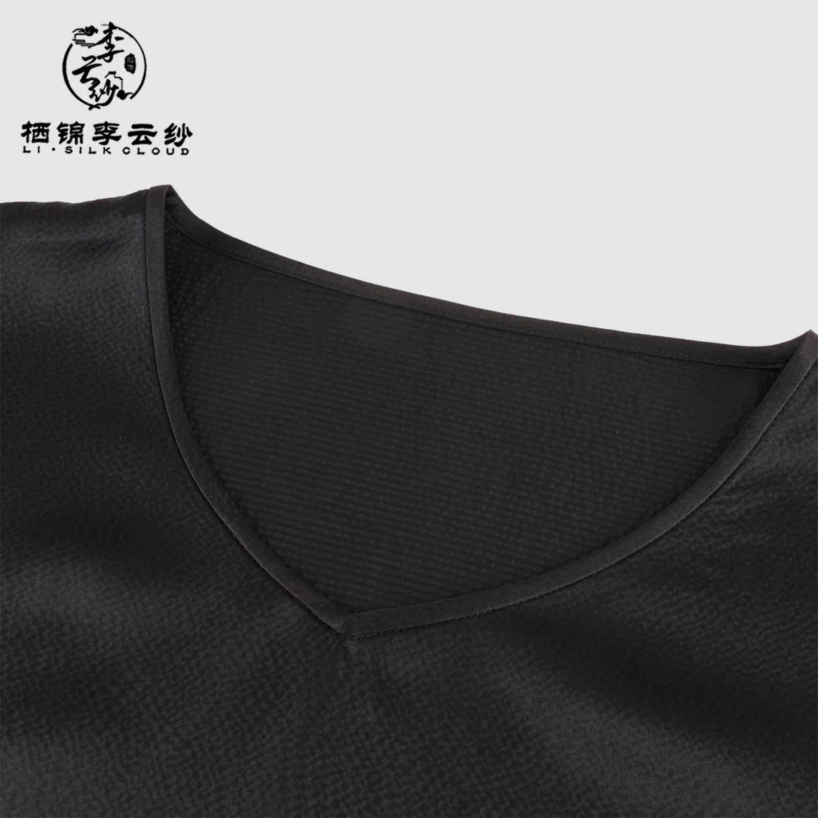Xiangyunsha casual top wide hem design Perfectly conceals the hips Cloud Feeling Skin Friendly Fabric Guangdong Black Pearl Gambiered Guangdong Gauze xiangyunsha