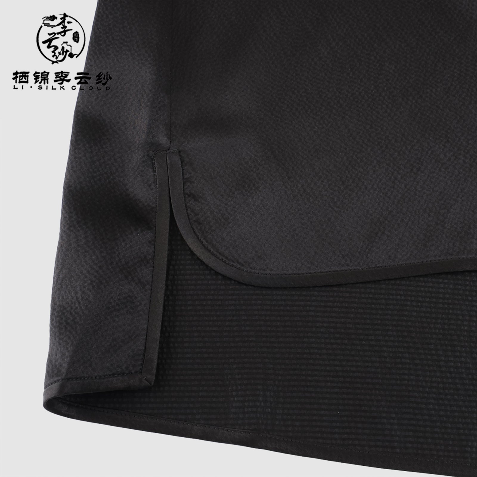 Xiangyunsha casual top wide hem design Perfectly conceals the hips Cloud Feeling Skin Friendly Fabric Guangdong Black Pearl Gambiered Guangdong Gauze xiangyunsha