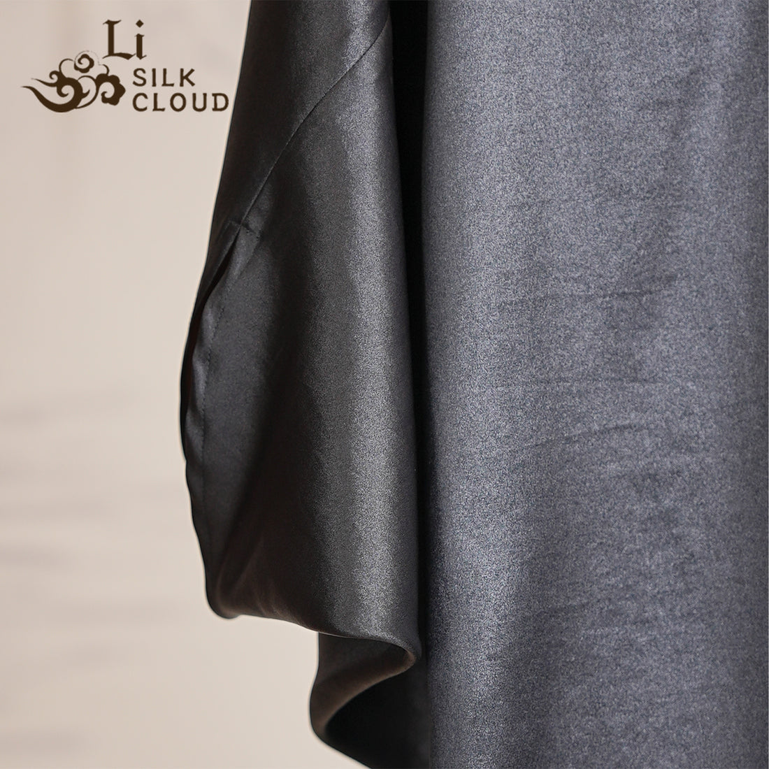 Lazy Style Casual Top |Three-dimensional cut for a slimming effect | Silk fabric for breathability and comfort | Guangdong Black Pearl Gambiered Guangdong Gauze xiangyunsha