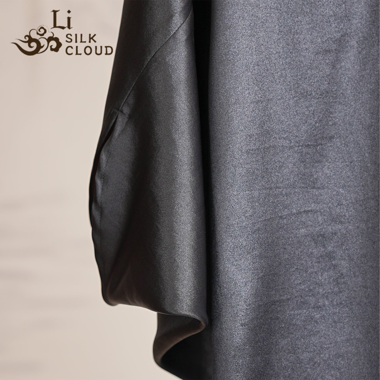 Lazy Style Casual Top |Three-dimensional cut for a slimming effect | Silk fabric for breathability and comfort | Guangdong Black Pearl Gambiered Guangdong Gauze xiangyunsha