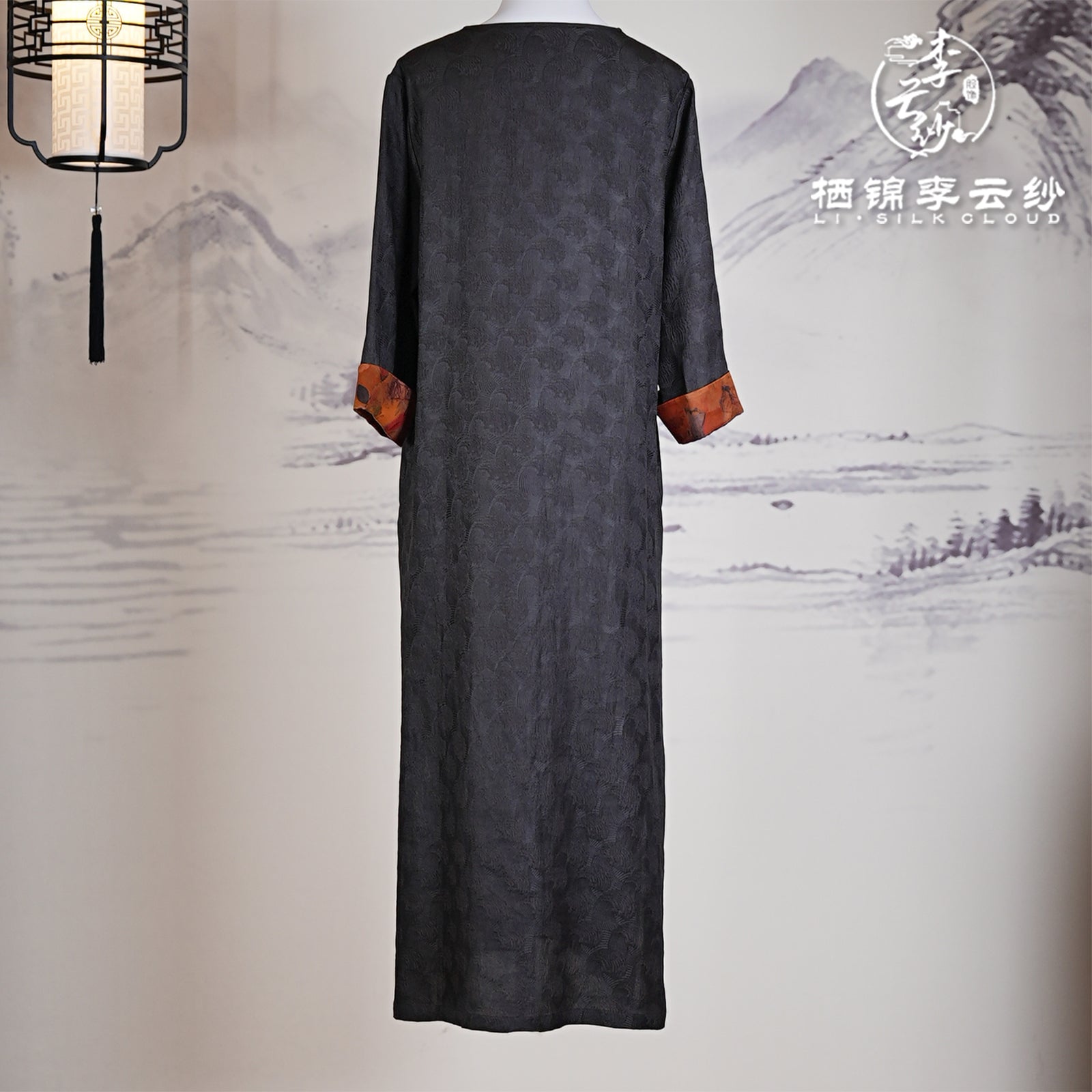 LI SILK CLOUD Dress Three-quarter Sleeve Draping Slim-fit Mulberry Silk Professional Midi Dress