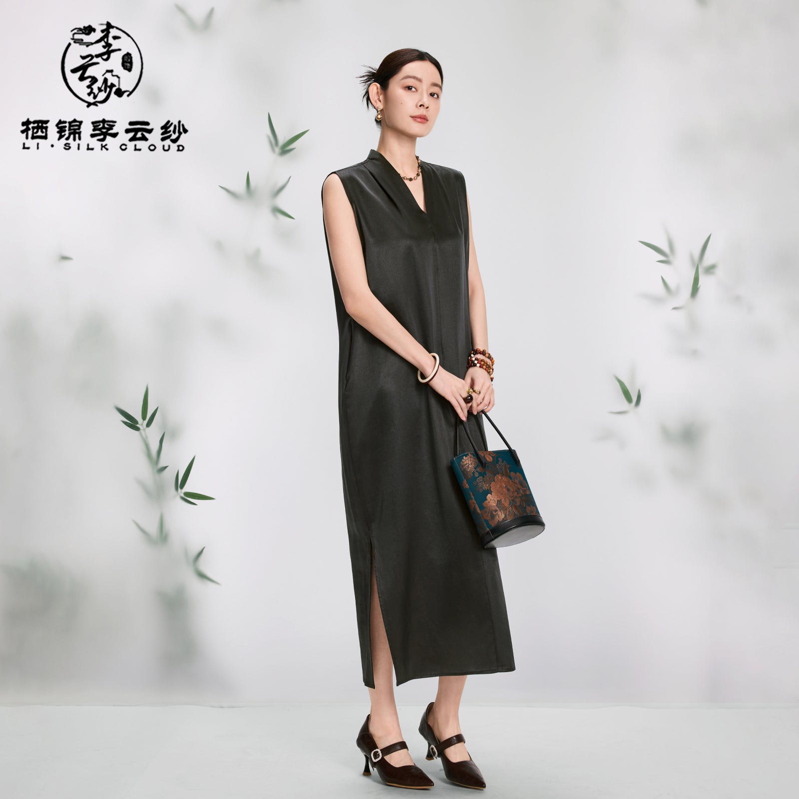 100% Silk Xiangyunsha Chinese Dress | Side Slit EleganceCooling Fluid Drape Guangdong Black Pearl GambieredGuangdong Gauze xiangyunsha