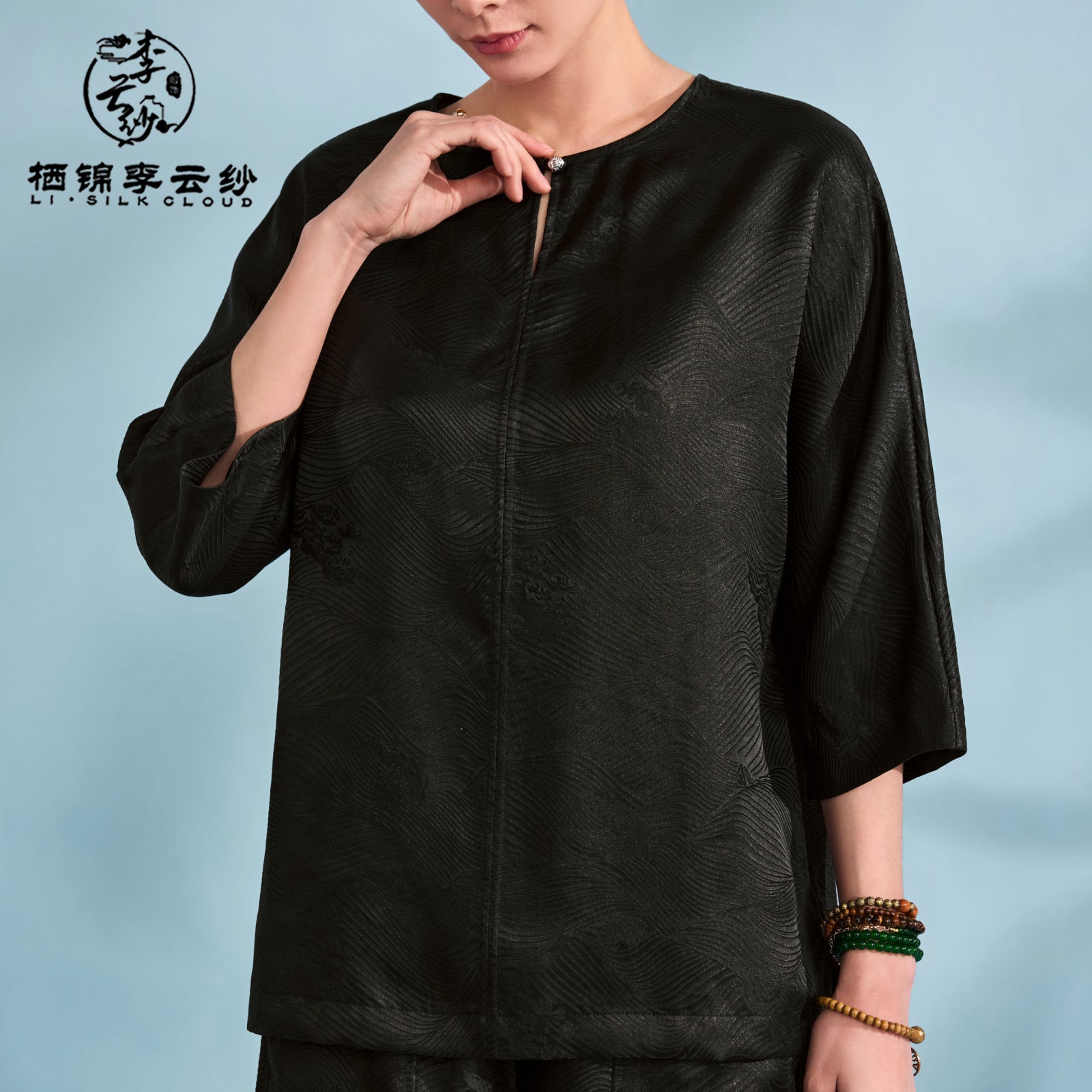 Half Sleeve Blouse - 100% Mulberry Silk，Comfortable Silk Top Guangdong Black Pearl Gambiered Guangdong Gauze xiangyunsha
