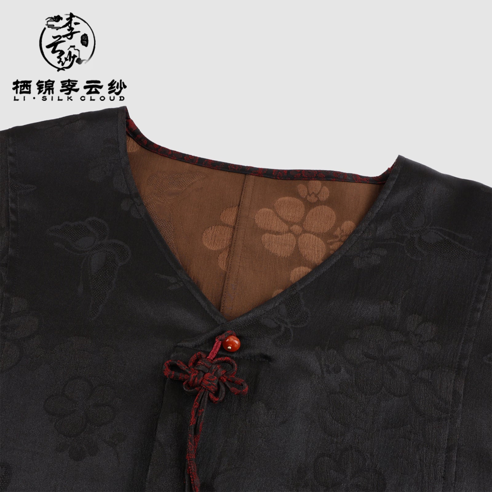Xiangyunsha Chinese-style top · Handmade rope knotembellishment . Luxury Series  Guangdong Black Pearl Gambiered Guangdong Gauze xiangyunsha