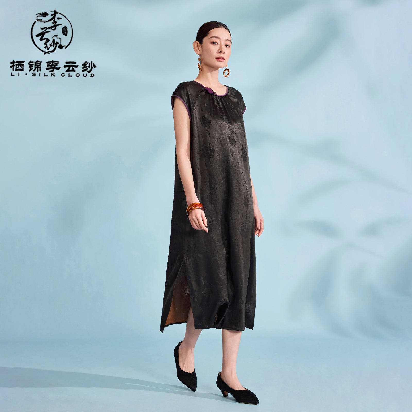 Dress，100% Mulberry Silk ，Soft Silk Fabric, Elegant Waist-Defined Guangdong Black Pearl Gambiered Guangdong Gauze xiangyunsha