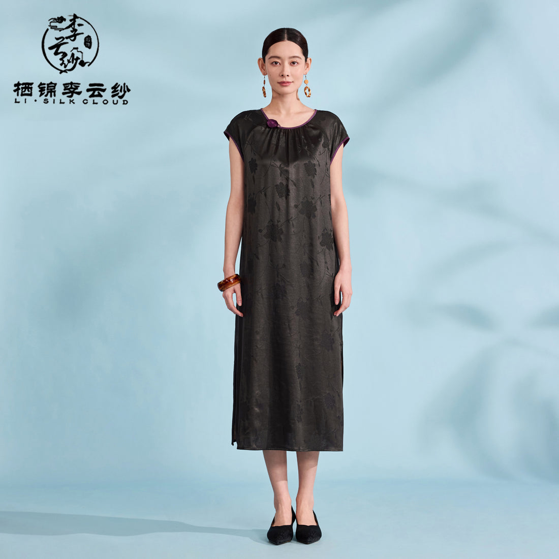 Dress，100% Mulberry Silk ，Soft Silk Fabric, Elegant Waist-Defined Guangdong Black Pearl Gambiered Guangdong Gauze xiangyunsha