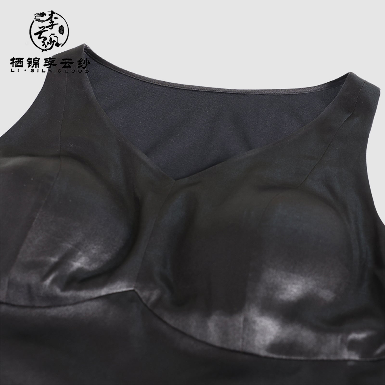 Backless Top Sexy Elegant Silk Blouse，Guangdong Black Pearl Gambiered Guangdong Gauze xiangyunsha