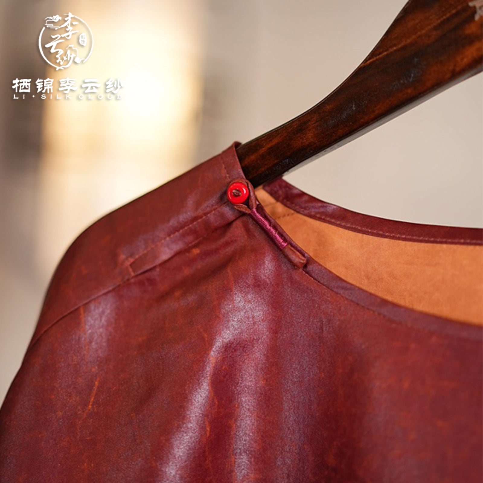 New Chinese-style Short-sleeved top Elegant red shortcovers the buttocks 3D stereoscopic cut | Guangdong Black Pearl Gambiered Guangdong Gauze xiangyunsha