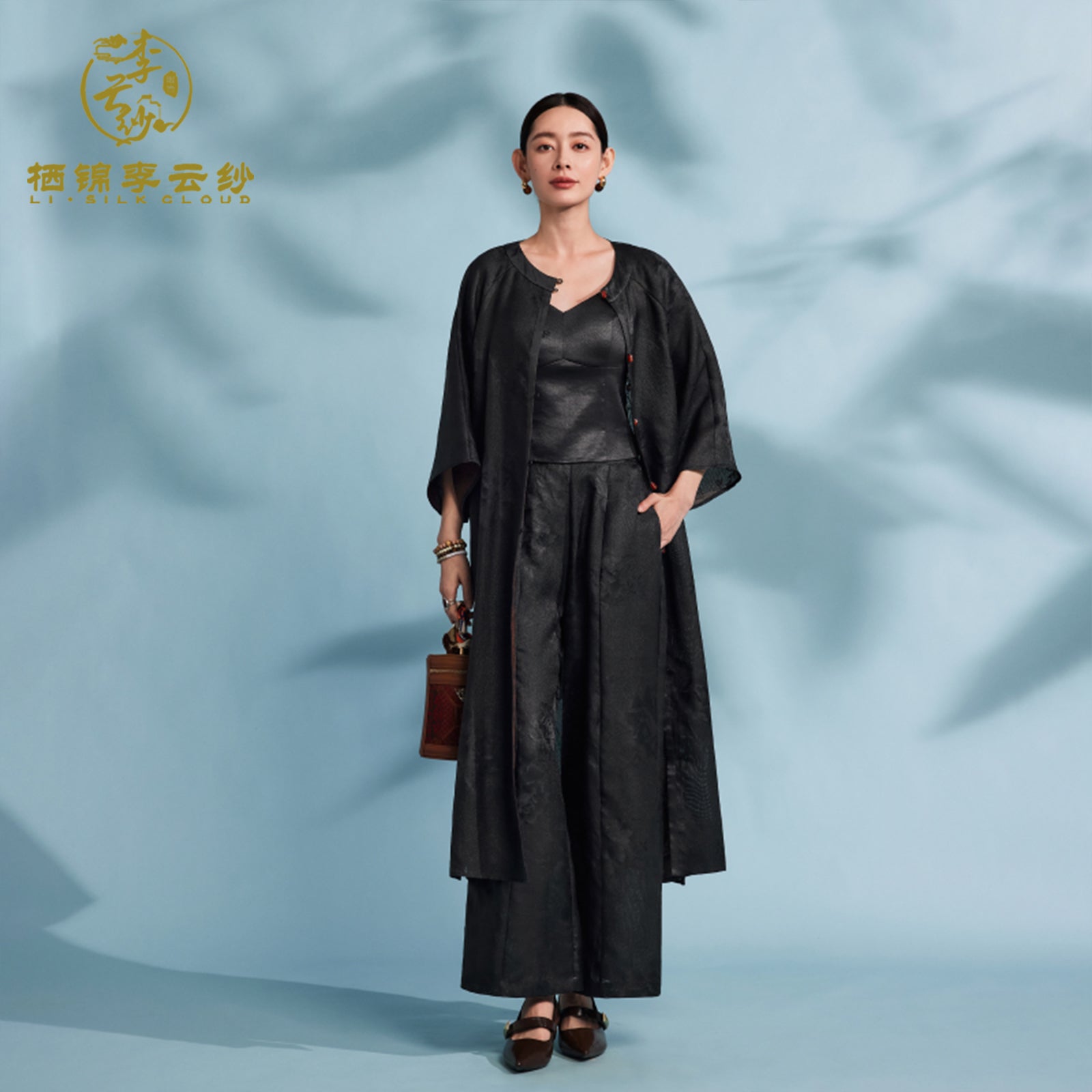 Xiangyunsha Chinese Pleated Pants | Slim &elegantGuangdong Black Pear Gambiered GuangdongGauze xiangyunsha