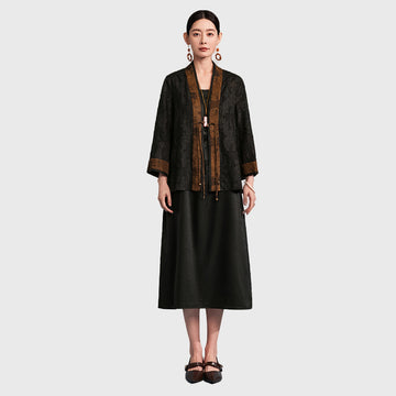 Chinese Style Xiangyunsha coat Handmade Silk EmbroideryElegant Oriental Charm Guangdong Black Pearl GambieredGuangdong Gauze xiangyunsha
